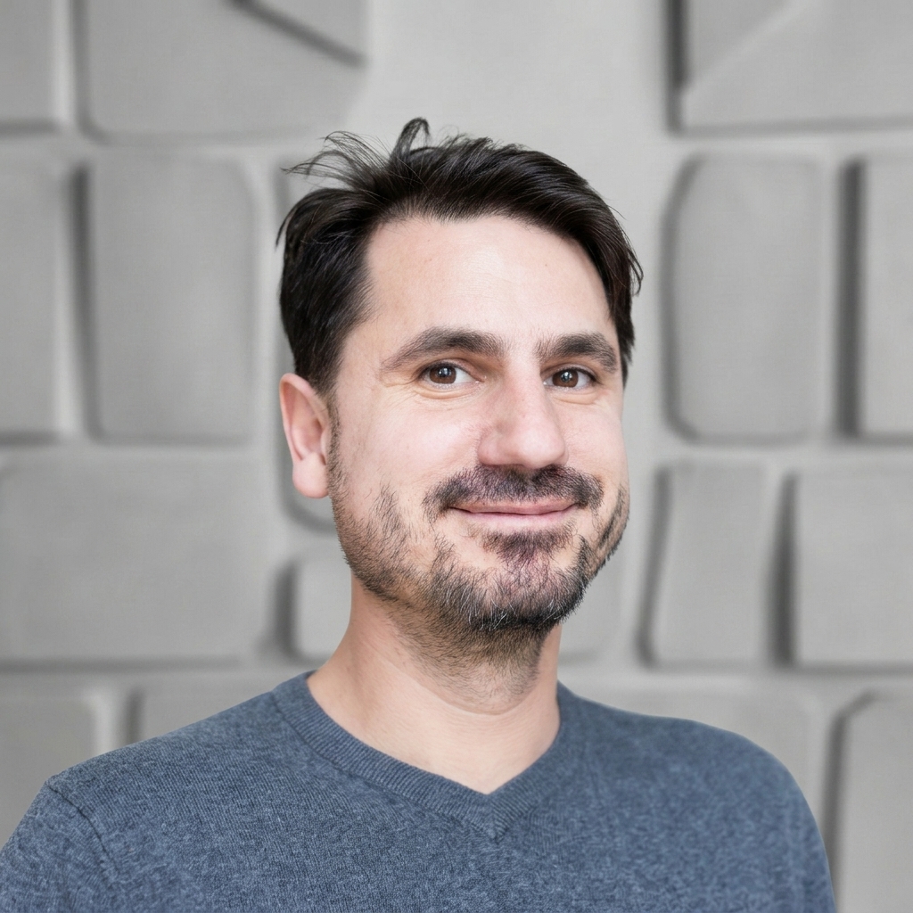 Simon Hirländer